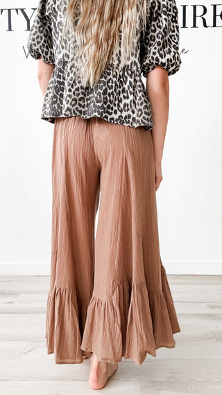 Vivian Wide Leg Ruffle Bottom Pants