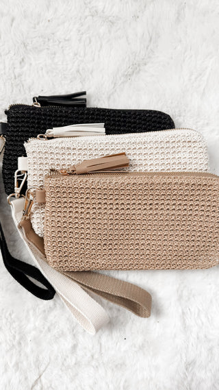 Rome Raffia Clutch Wristlet
