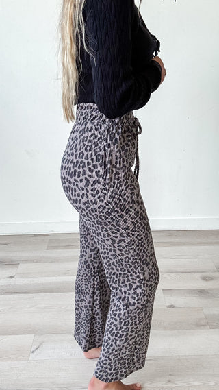 Arlou Ribbed Leopard Print Pants