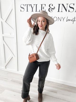 Bowtie Zipper Crossbody Bag. *Final Sale*