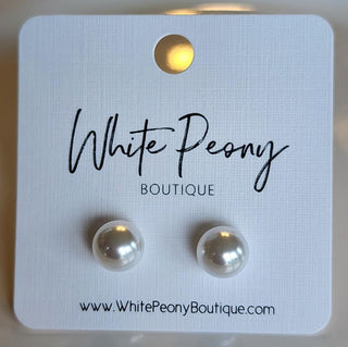 Classic Pearl Studs  *Final Sale*
