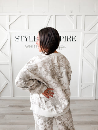 Austin Floral Wash Pullover