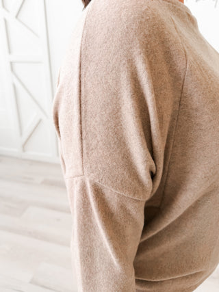 Dori Raglan Dolman Long Sleeve Top