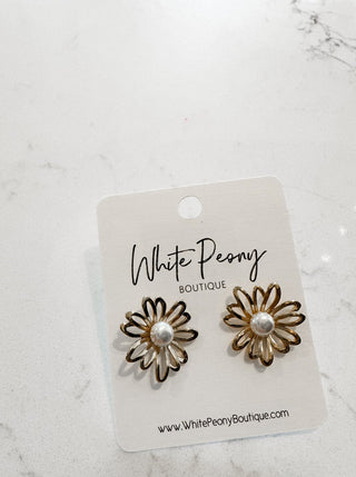 Daisy Stud Earrings