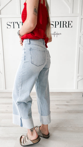 Vervet HR Cuffed Stripe Wide Leg Jean