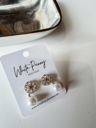 Drop Pearl Crystal Flower Earring