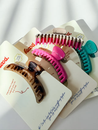 Kaxi Co Mini Hold Everything Claw. *Final Sale*