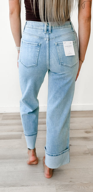 Vervet Super HR Cuffed Wide Jeans