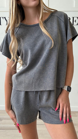Janine Washed Scuba Raglan Sleeve Tee