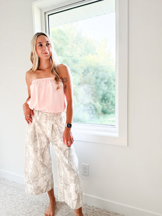 Woodland Print Pleated Crop Jeans