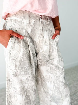 Woodland Print Pleated Crop Jeans
