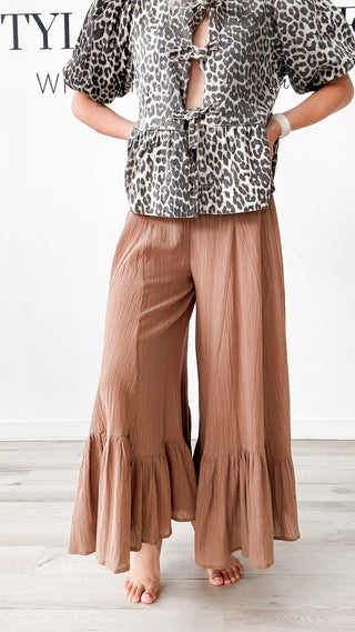 Vivian Wide Leg Ruffle Bottom Pants