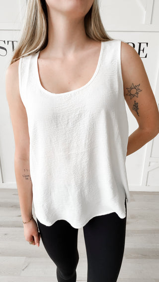 Scarlett Scoop Neck Airflow Tank