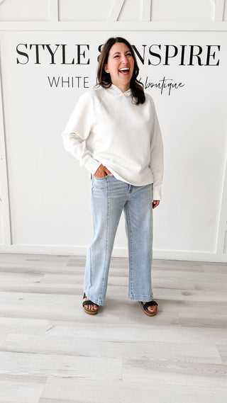Risen HR Crop Wide Jeans