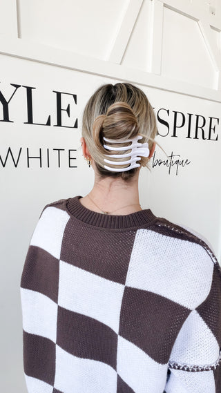 Kaxi Wide Lay Down Claw Clip. *Final Sale*