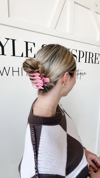 Kaxi Wide Lay Down Claw Clip. *Final Sale*