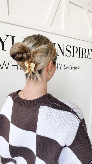 Kaxi Wavy Hold Everything Claw. *Final Sale*