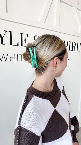 Kaxi Midi Hold Everything Claw. *Final Sale*