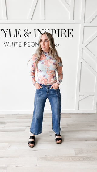 Risen Front Seam Wide Crop Jeans