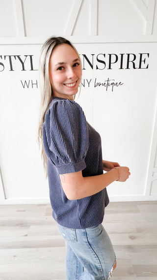 Rylie Wavy Rib Puff Sleeve Top