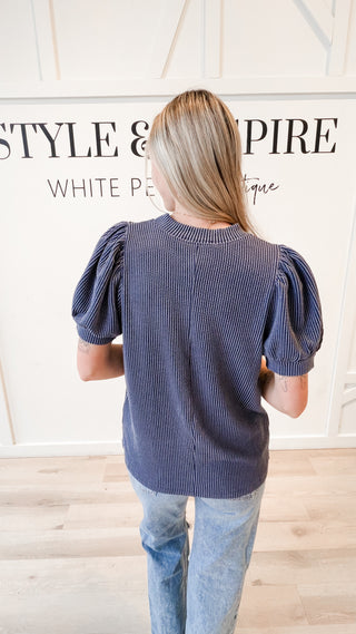 Rylie Wavy Rib Puff Sleeve Top