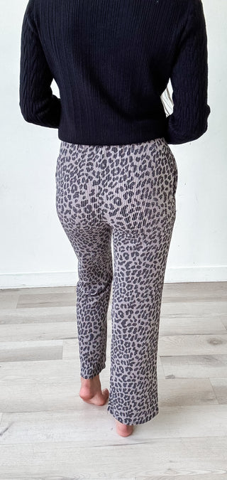 Arlou Ribbed Leopard Print Pants
