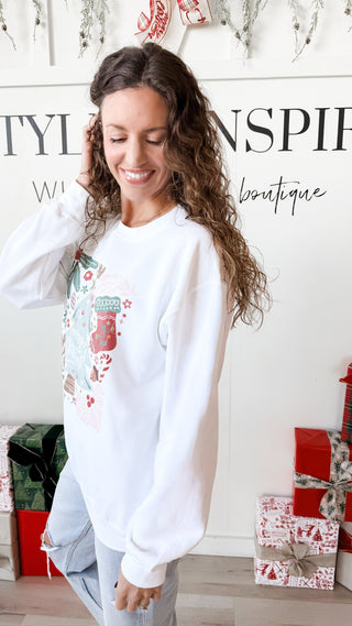 Merry Christmas Distressed Graphic Sweatshirt