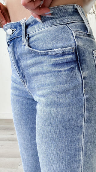 Flying Monkey HR Cuffed Slim Wide Jeans