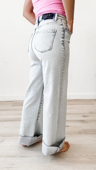 Risen HR Wide Leg Jean