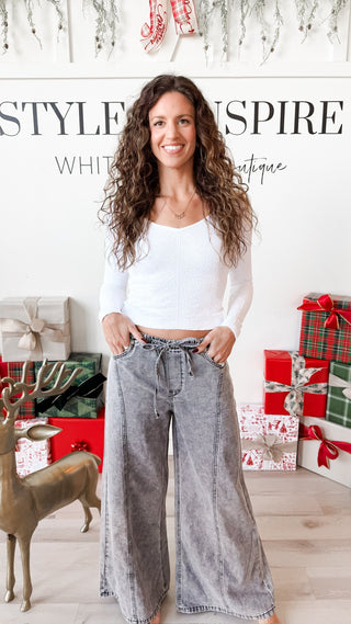 Fantastic Fawn Adjustable Waist Wide Flair Jeans