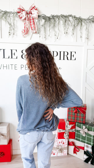 Kelli Round Neck Ribbed Pullover