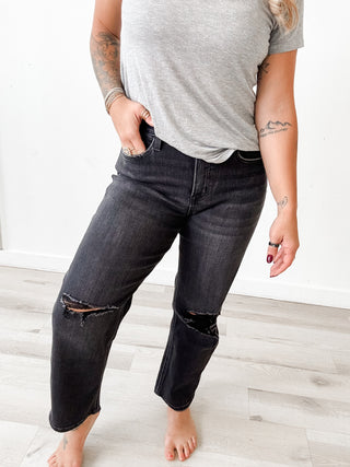Vervet Distressed Barrel Jeans