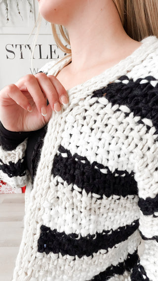 Gloria Stripe Loose Knit Caradigan