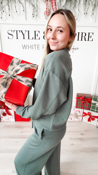 Remmy Scuba Crewneck Sweatshirt