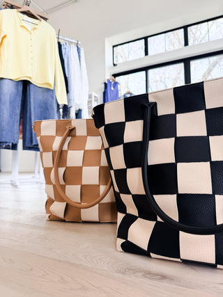 Courtney Checkered Tote