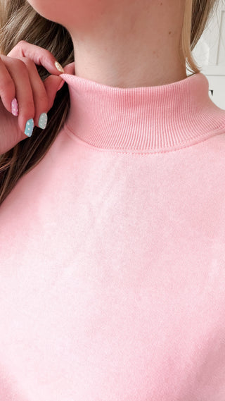 Svea Mock Neck Sweatshirt