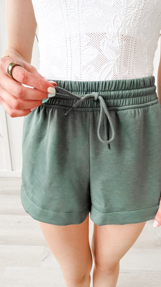 Tenley Scuba Shorts With Pockets