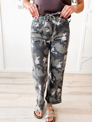 Camo Wide-Leg Joggers – High-Rise Cargo | Mica