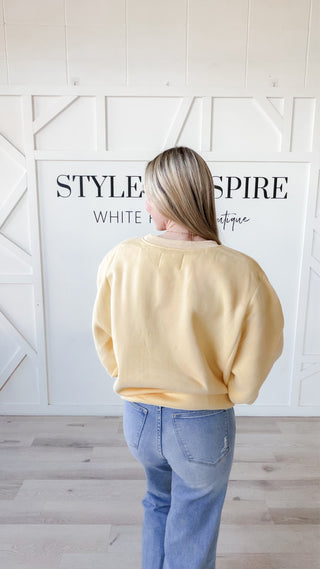 Midwest Graphic Sweatshirt