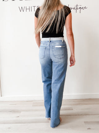 Risen Contrast Waistband Wide Jeans