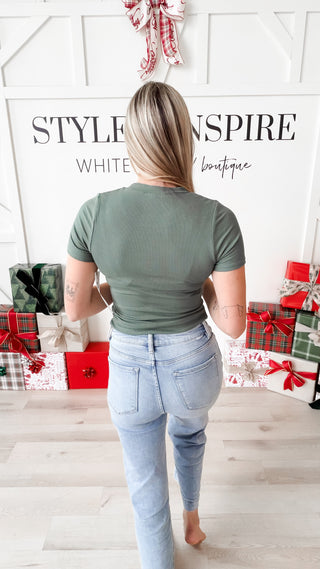 Amy SS Micro-Ribbed Athleisure Top *final sale*