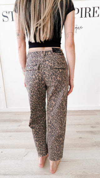 Risen MR Animal Print Crop Pants