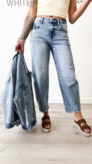 Risen HR Barrel Jeans