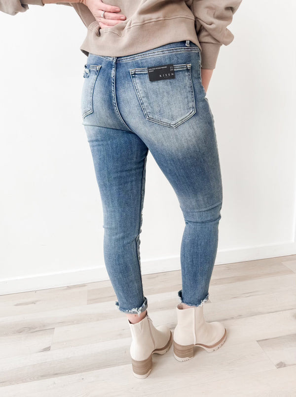 Risen Curvy HR Vintage Washed Skinny Jeans