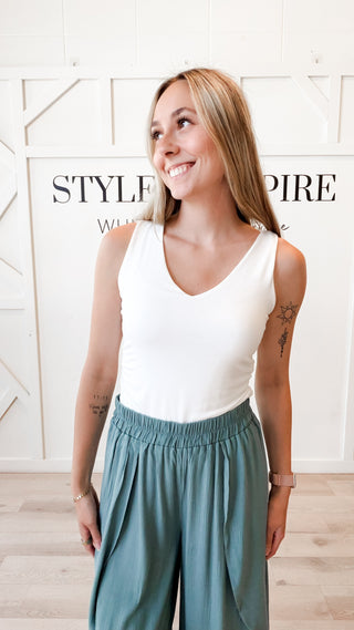 Dierdra Side Ruched V-Neck Tank