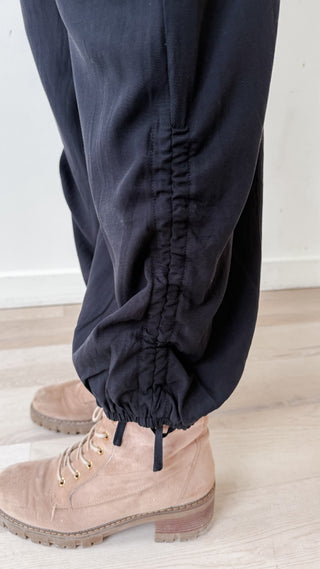 Marnie Adjustable Scrunch Jogger