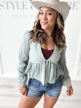 Amber Eyelet Contrast Crop Top