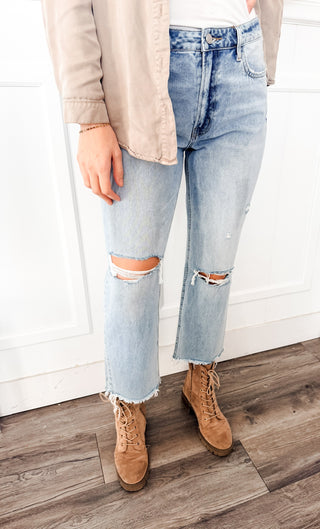 Vervet Super HR Relaxed Straight Jeans