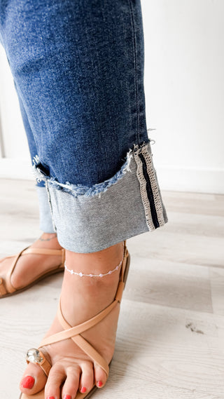 Vervet MR Cuffed Slim Straight Jeans