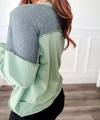 Bonnie Contrast Shoulder Pullover Top